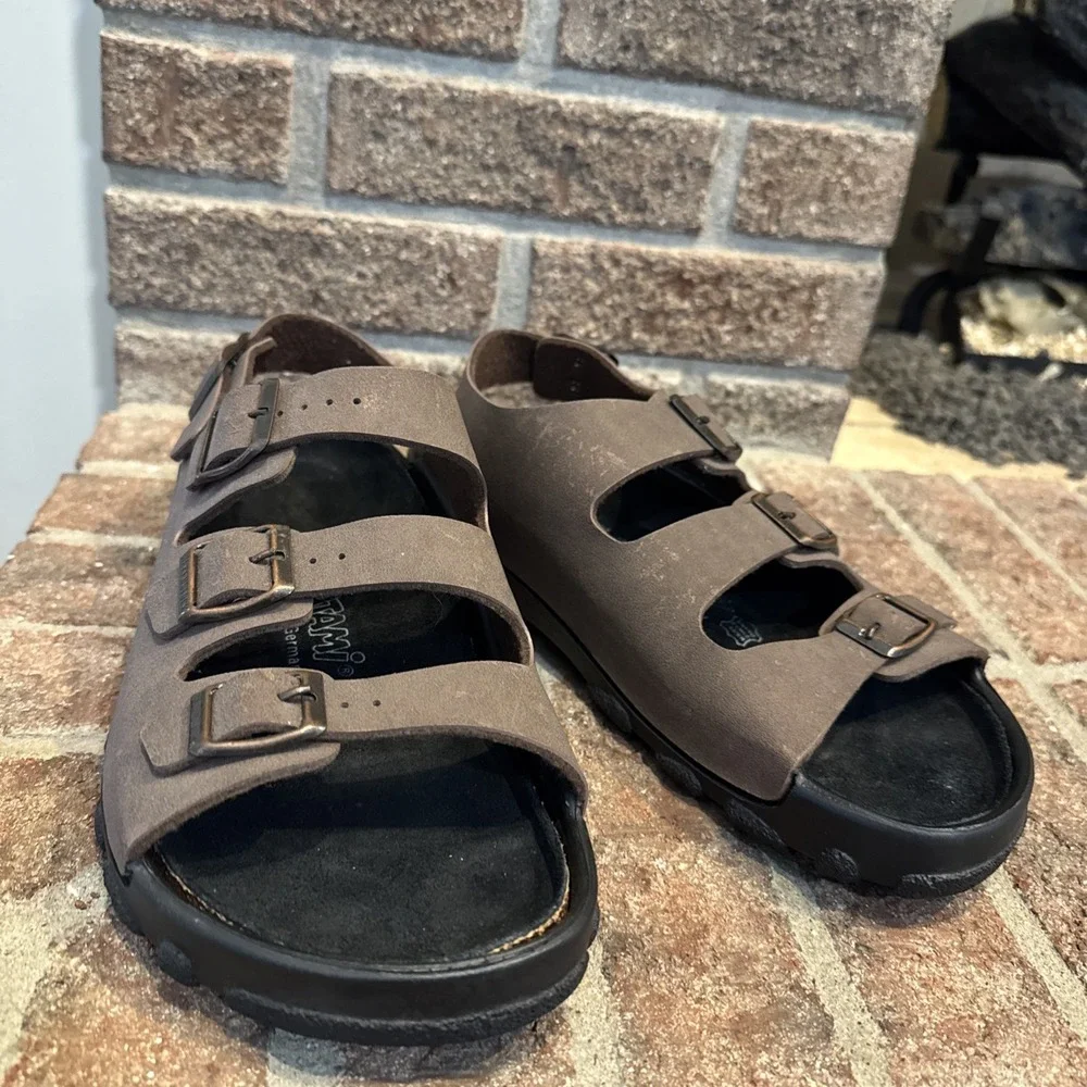 Birkenstock Tatami Sandals Mens Size 10 Brown Leather Buckle Fisherman #N475
